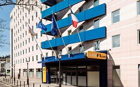 Hotelf1 Paris Saint Ouen Marche Aux Puces